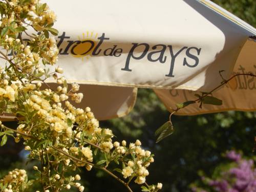 Beaumettes France Last Minute Hotel Booking.com
