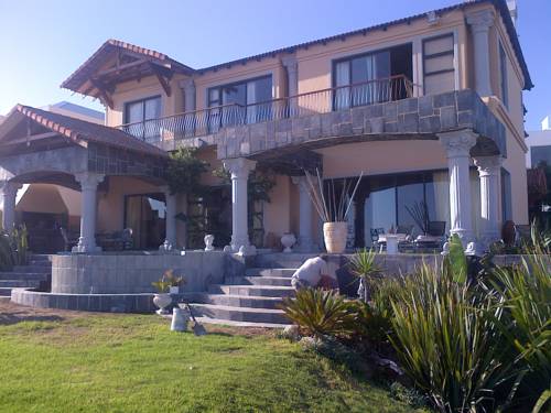 Beachfront House Groot Brakrivier South Africa Last Minute Hotel Booking.com