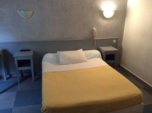 Paris France Last Minute Hotel Booking.com