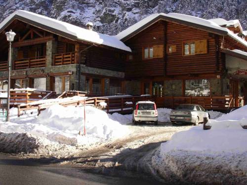 Cervinia Loc Antey St Andre Italy Last Minute Hotel Booking.com