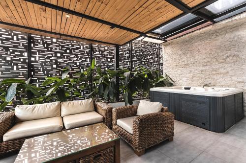 Medellin Colombia Last Minute Hotel Agoda.com