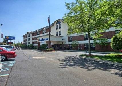 Dearborn (Michigan) United States Last Minute Hotel Booking.com