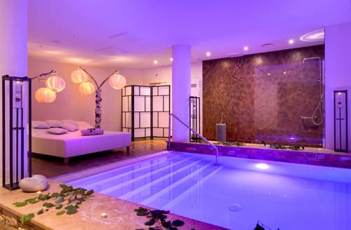 Colroy La Roche France Last Minute Hotel Booking.com