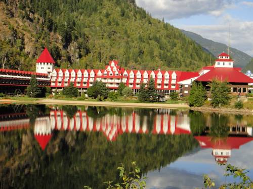 Revelstoke (British Columbia) Canada Last Minute Hotel Booking.com
