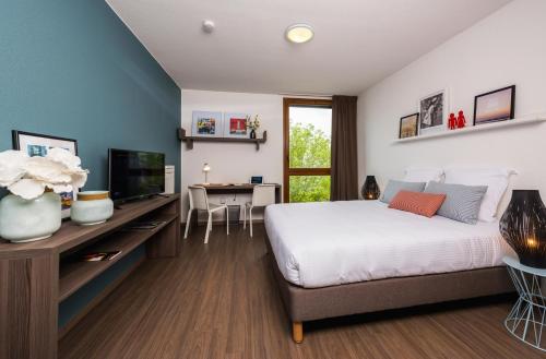 Bordeaux France Last Minute Hotel Agoda.com