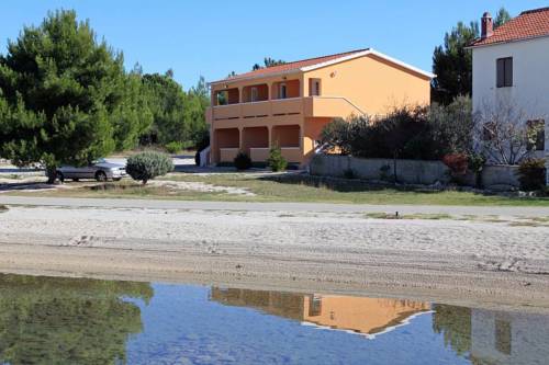 Vrsi-Mulo Croatia Last Minute Hotel Booking.com