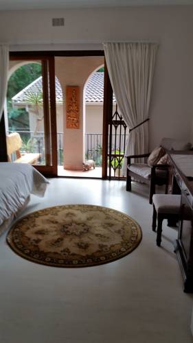 Umtu Bed and Breakfast Plettenberg Bay South Africa Last Minute Hotel Booking.com