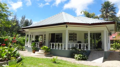 Skyblue Guesthouse - Self Catering Baie Sainte Anne Seychelles Last Minute Hotel Booking.com