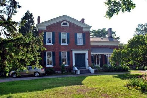 Cobourg (Ontario) Canada Last Minute Hotel Booking.com