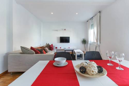 Barcelona Spain Last Minute Hotel Booking.com