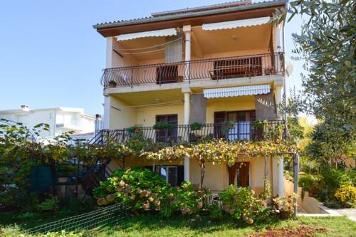 Stinjan Croatia Last Minute Hotel Booking.com