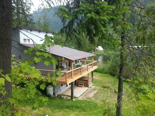 Revelstoke (British Columbia) Canada Last Minute Hotel Booking.com