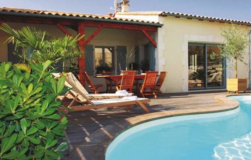 Chalais France Last Minute Hotel Booking.com